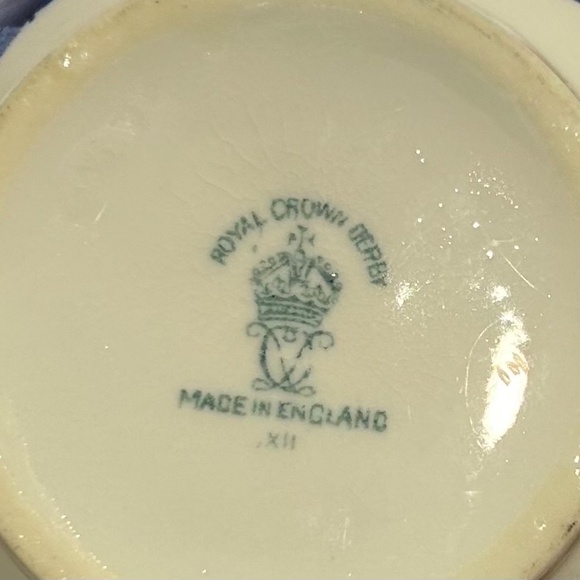 Blue & White Royal Crown Derby XII Mikado Mini Creamer - Repair - Picture 11 of 14